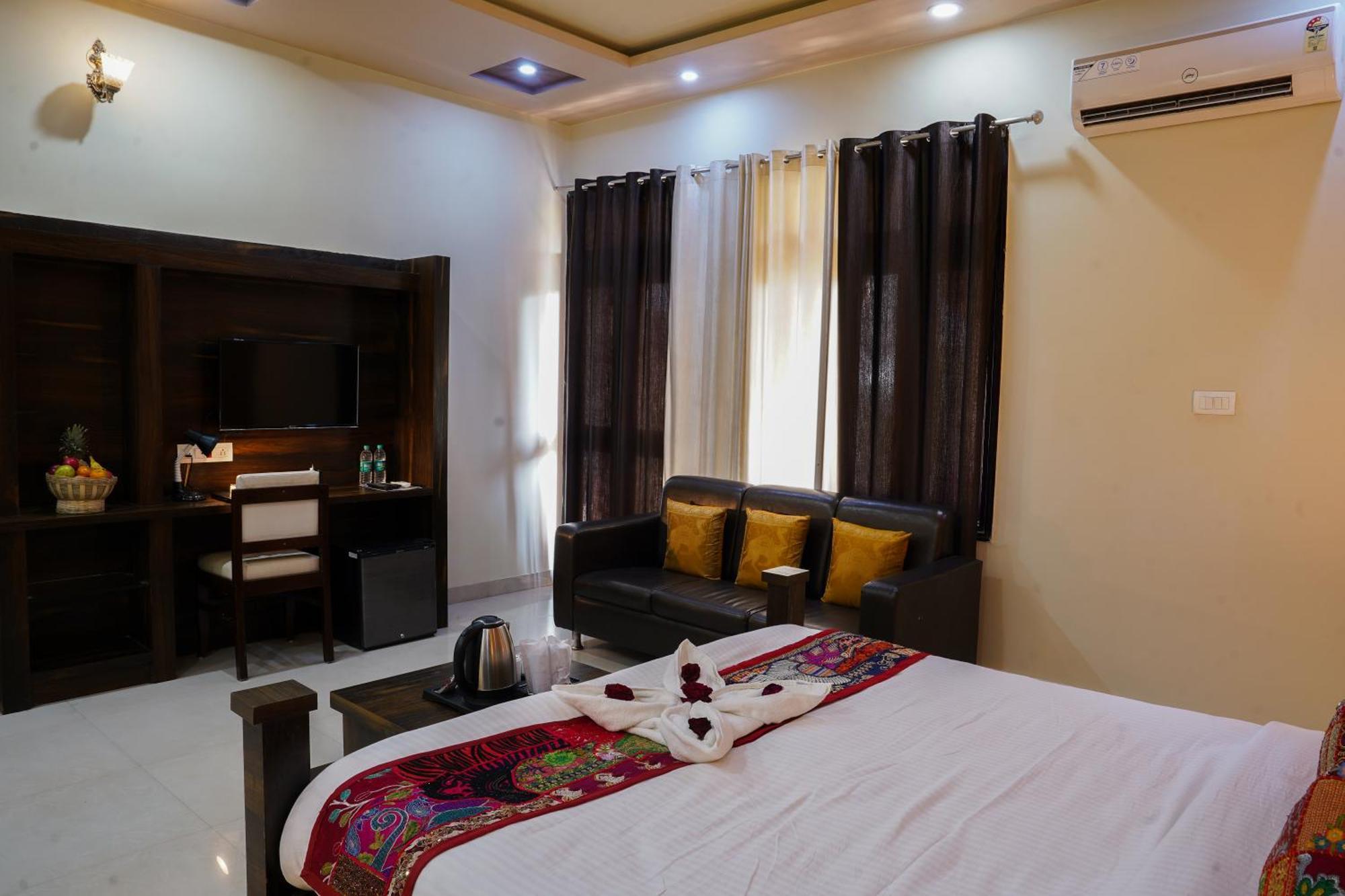Hotel Pushkar Legacy Exterior photo